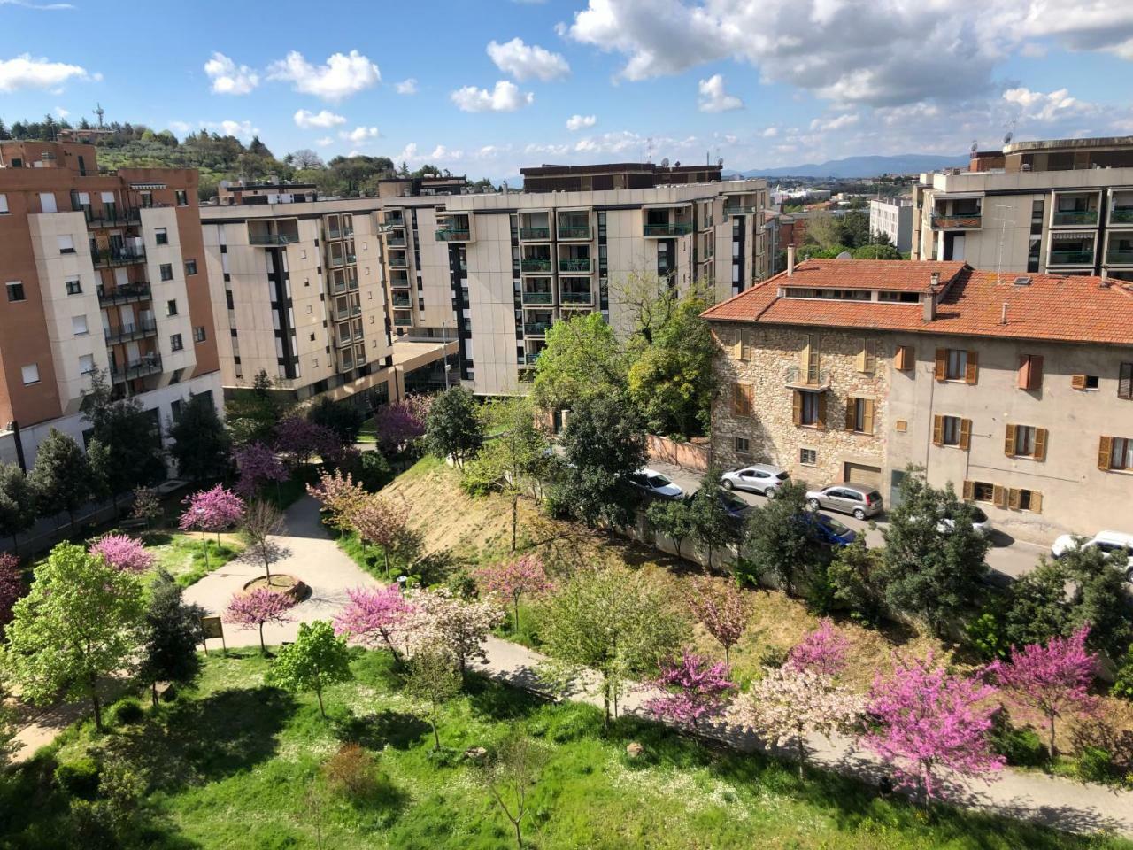 Wellstay Perugia Train Station Екстер'єр фото